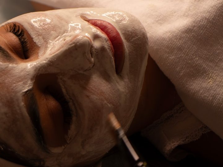 Anti-Aging Behandlung Anti-Aging in der Aura Beauty